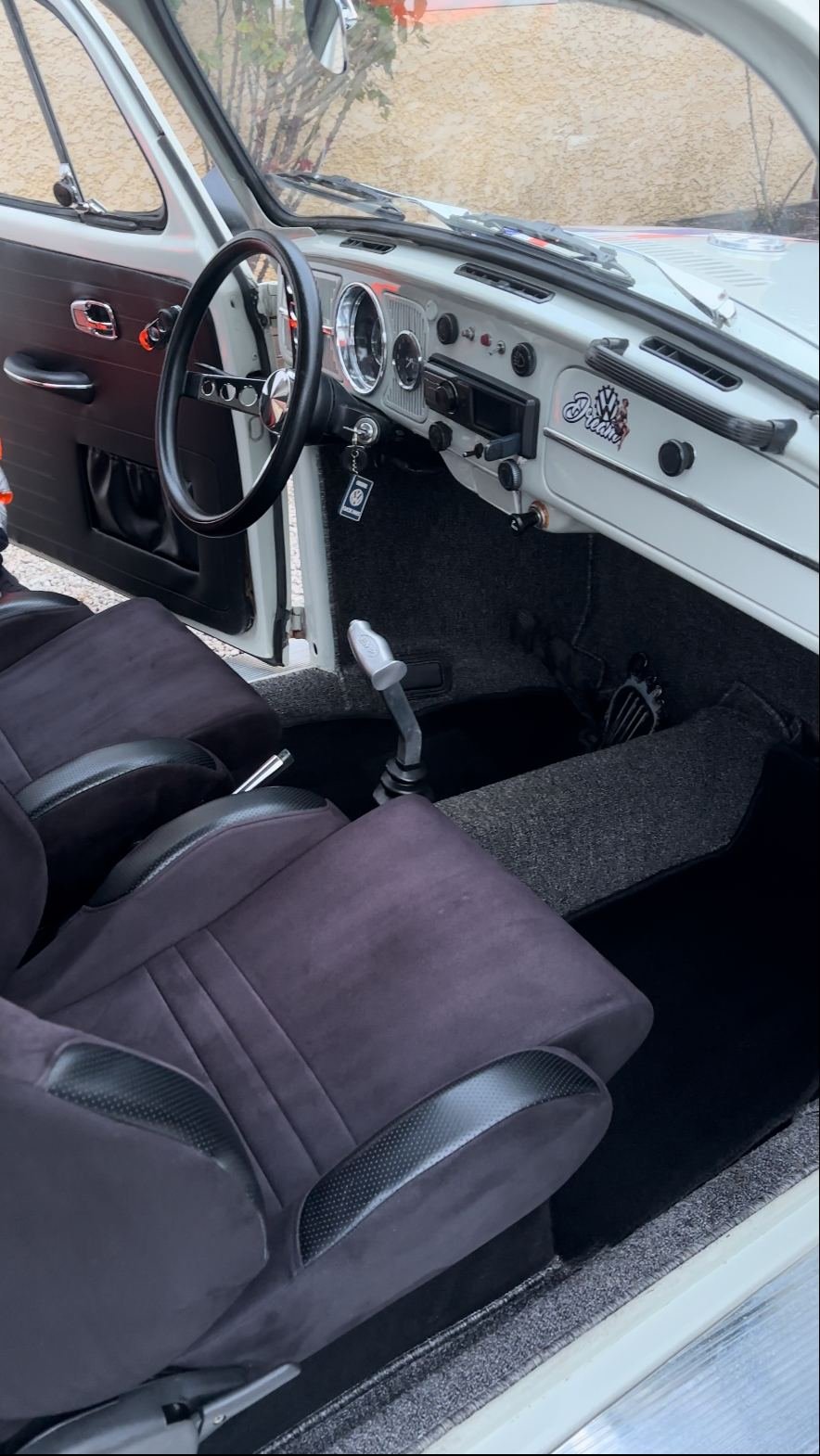 Intérieur après nettoyage détaillé MC Detailing