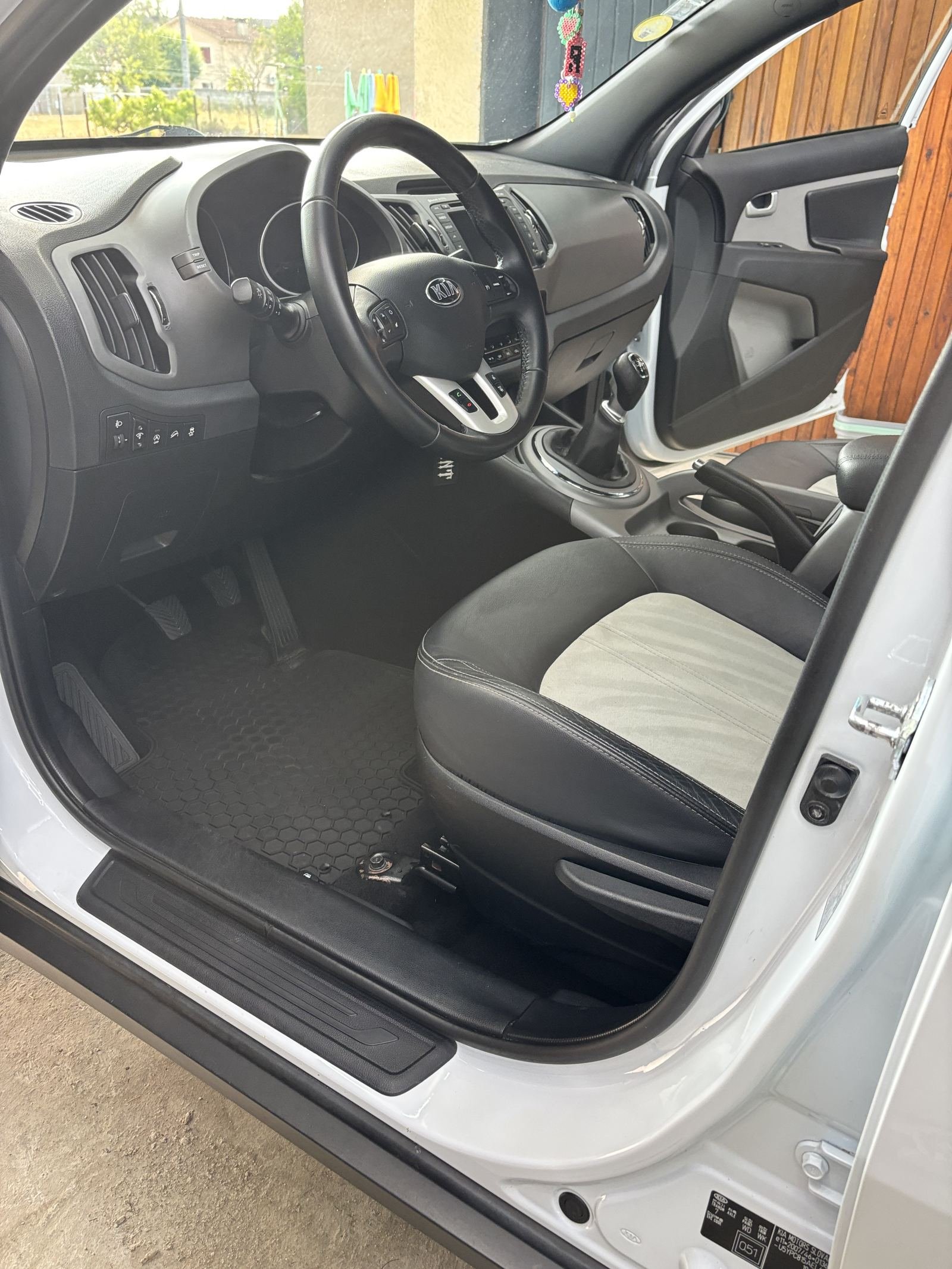 Habitacle Kia après nettoyage intérieur MC Detailing