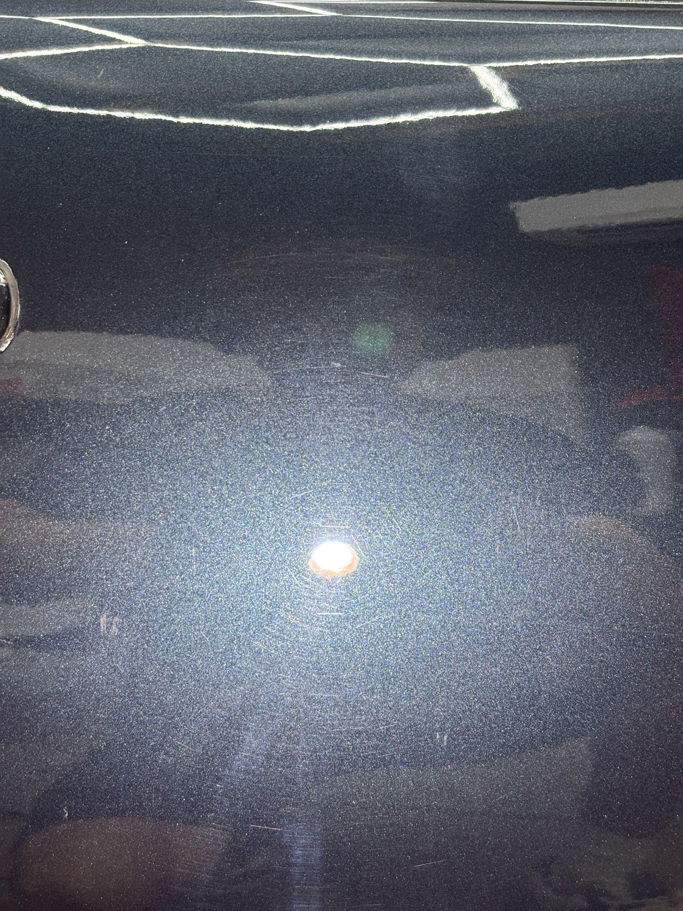 Carrosserie avec micro-rayures avant polissage MC Detailing